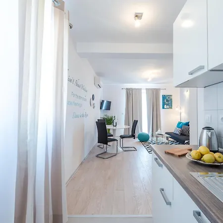 Apartment Made 4u