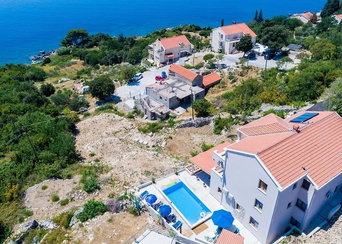 アパート Made 4u *